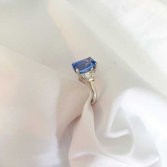 Natural 4.77CT Blue Sapphire Ring with 0.81CT Trapezoid Diamonds 14K White Gold - Picture 4 of 9